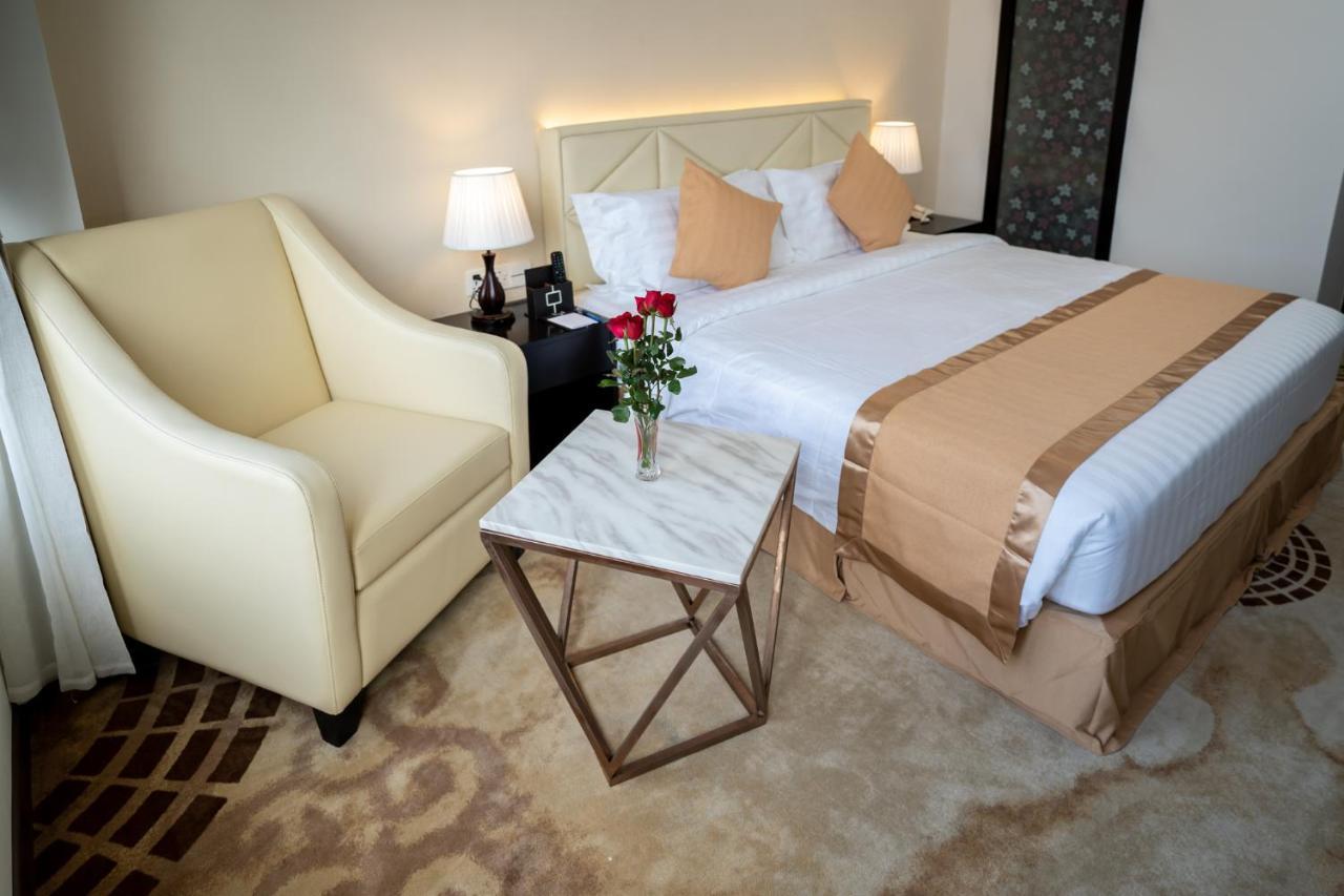 Hotel Sanchaung Rangun Zewnętrze zdjęcie