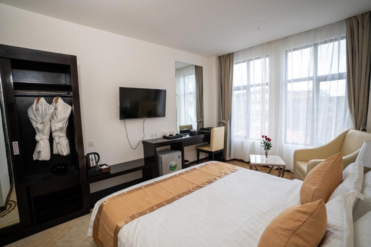Hotel Sanchaung Rangun Zewnętrze zdjęcie