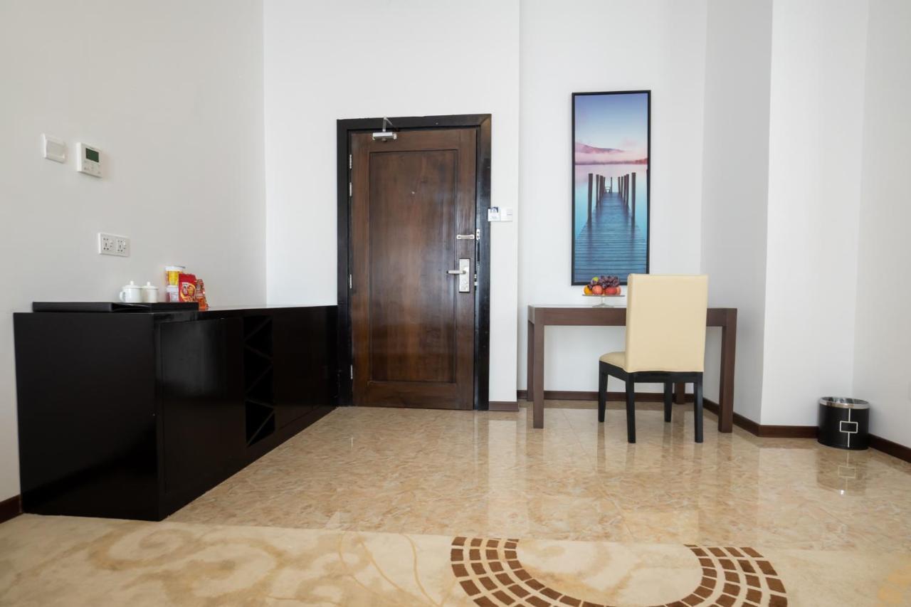 Hotel Sanchaung Rangun Zewnętrze zdjęcie
